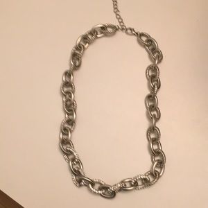 Chain necklace